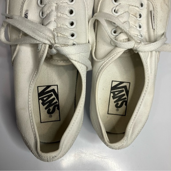 Vans sneakers all white unisex sizing - Picture 5 of 7